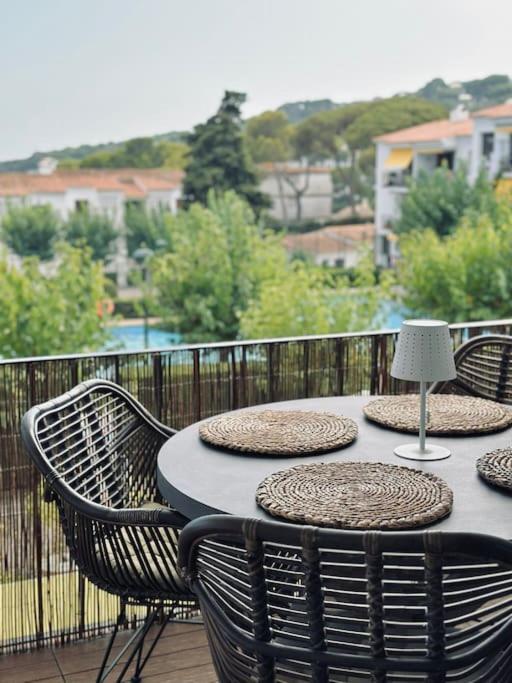 The Golden Oak In Calella Centre - 100M From Beach Apartment Palafrugell Ngoại thất bức ảnh